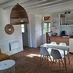 Nyaraló Maison Avec Jardin Dans Petit Bourg Typiquement Percheron - Le Colombier *