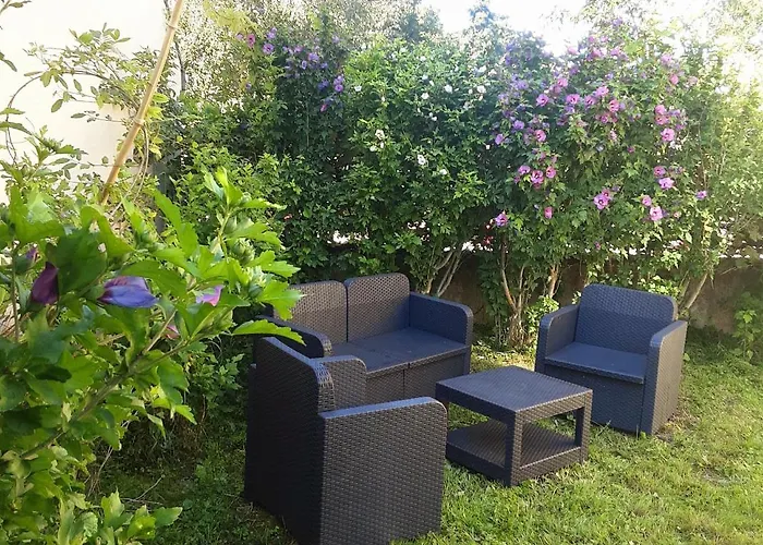 Holiday home Maison Avec Jardin Dans Petit Bourg Typiquement Percheron - Le Colombier